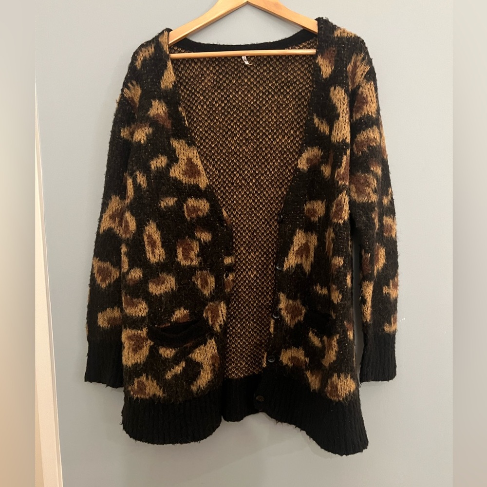 Free People oversized wool blend cardigan.l